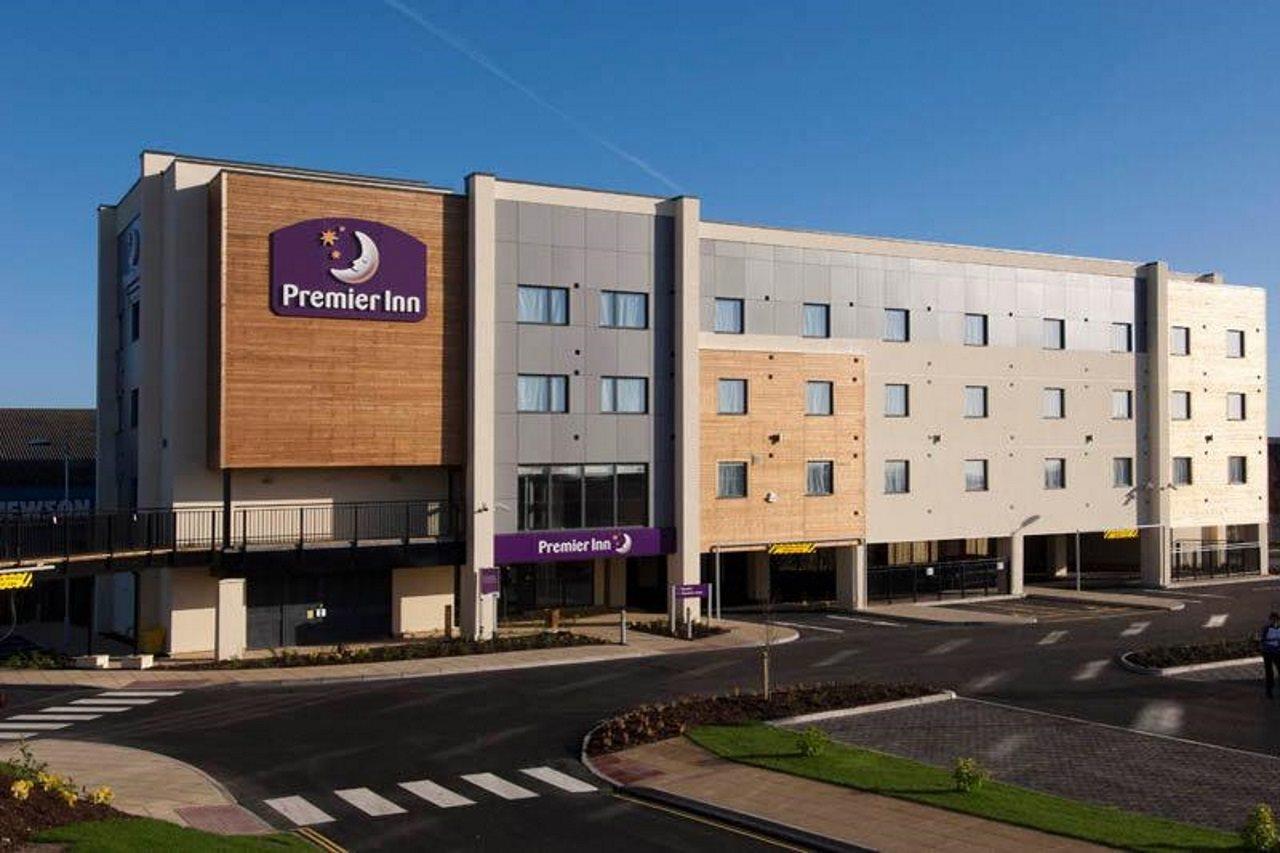 Premier Inn Newton Abbot Bagian luar foto
